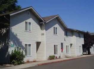 5815 Aster St APT 3, Springfield, OR 97478