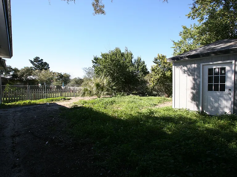 21804 Marlin Ave — Photo 23