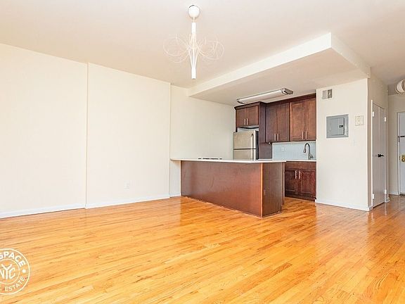 4th image of 515 Saint Marks Ave #2G