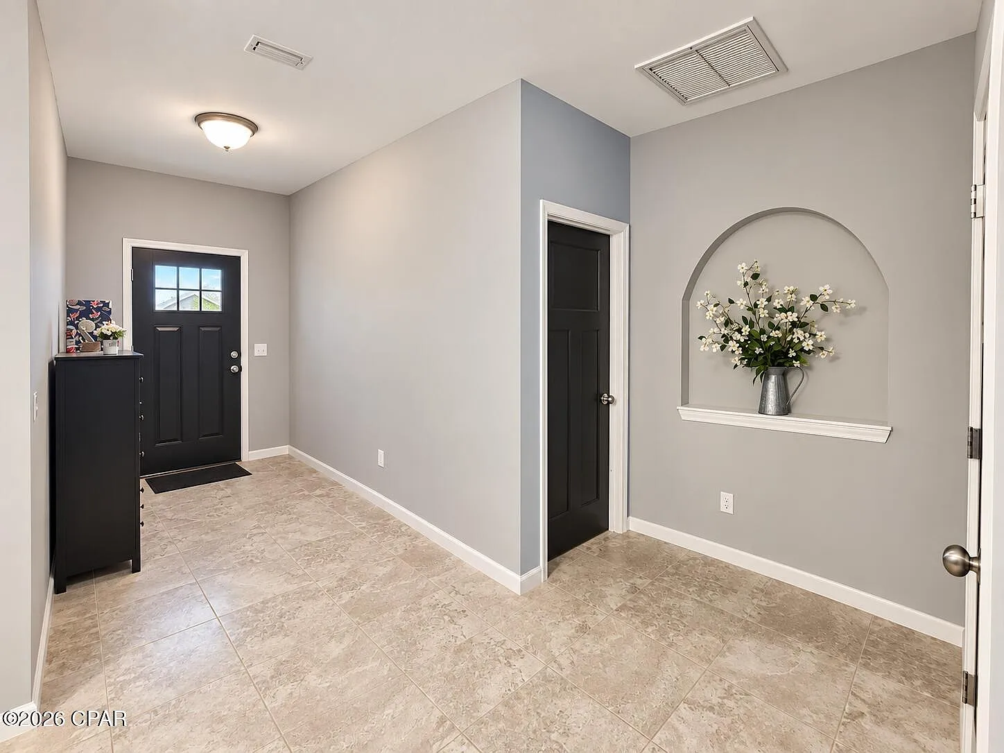 4 bed, 1659 sqft, $2,300 — Photo 3