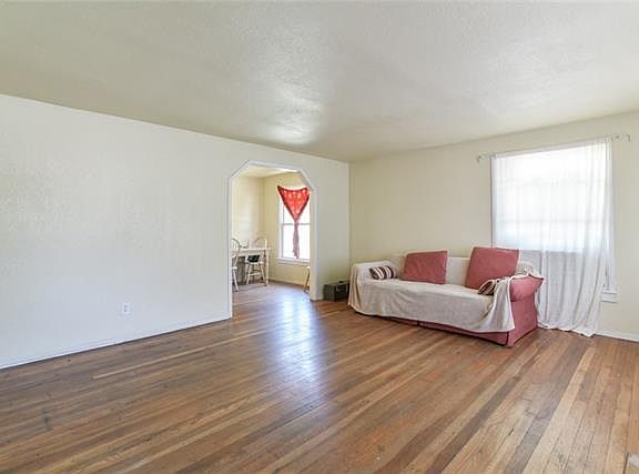 5th image of 1229 W Felix St