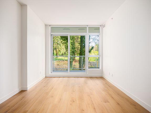 3rd image of 595 Austin Ave #303