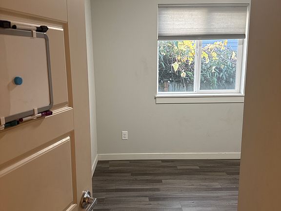 4th image of 430 E 64th St #2