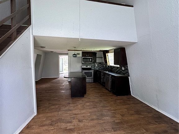 4th image of 602 Tanglewood Ln