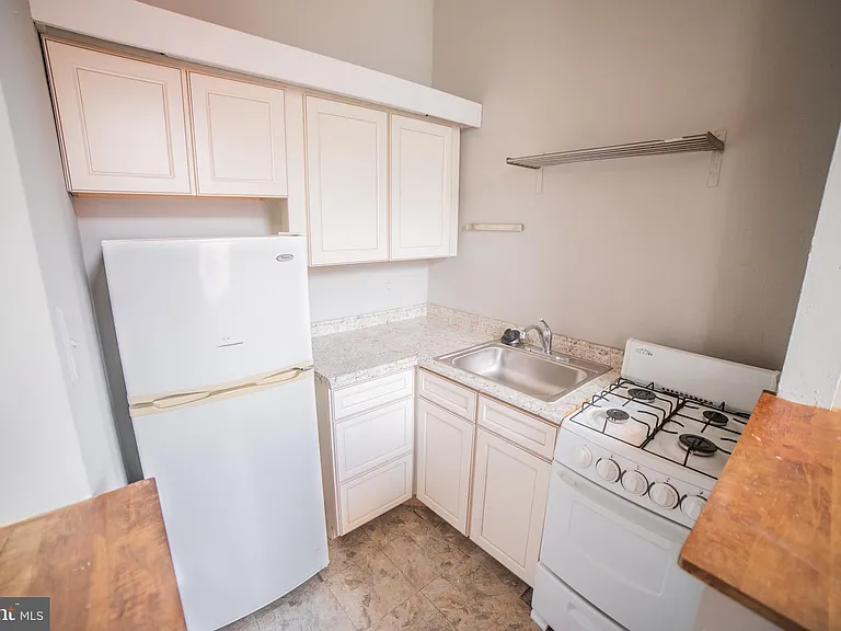 2108 Pine St #2F — Photo 5