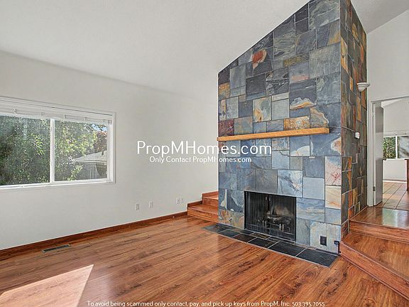 4th image of 950 Lake Front Rd