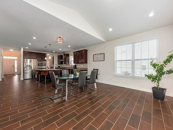 5th image of 25308 W Baytree Cir