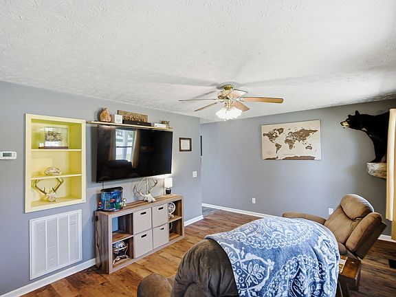 4th image of 109 Bonnie Dr