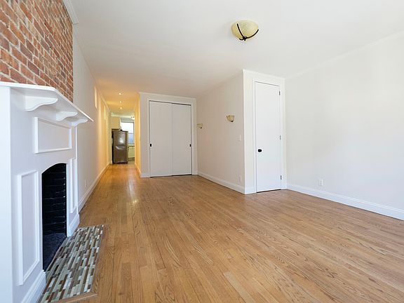 3rd image of 184 8th Ave APT 2N