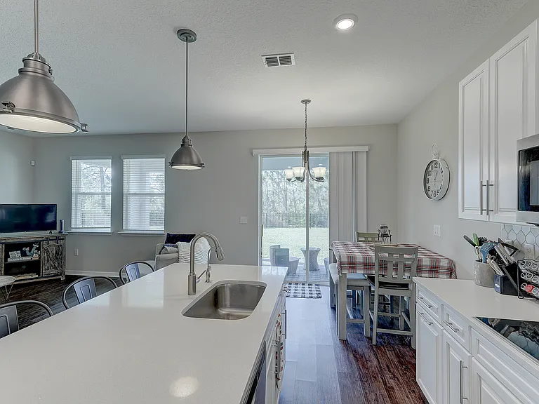 289 Daylily Blvd — Photo 8