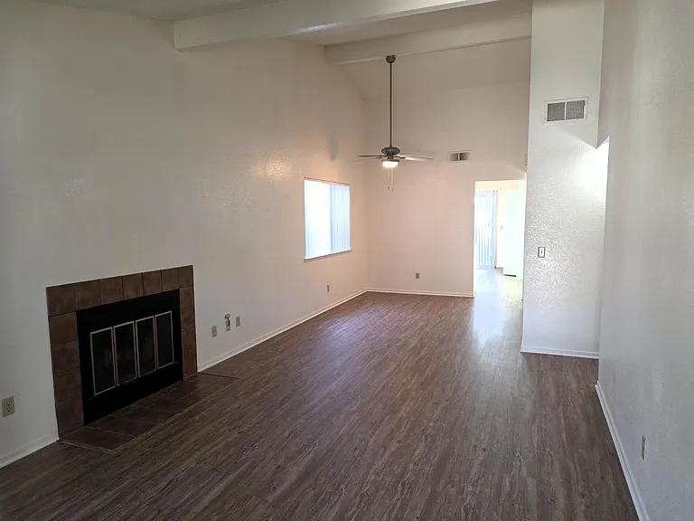 5455 N Marty Ave #105 — Photo 2