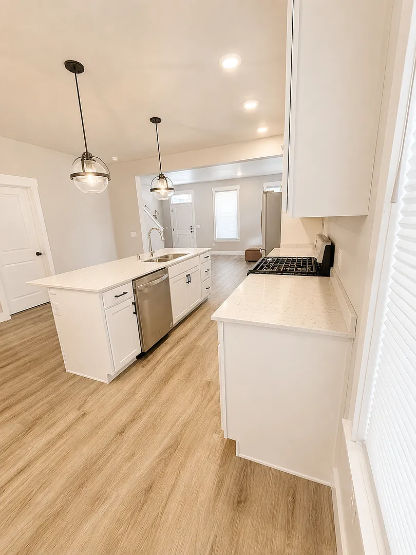 Beautiful 3-Bedroom, 2.5-Bath Home in the Desirable Annafeld Community — Photo 4