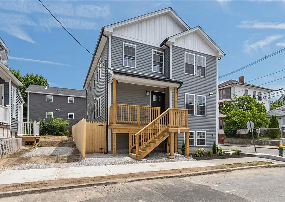 408 Cahill St #1