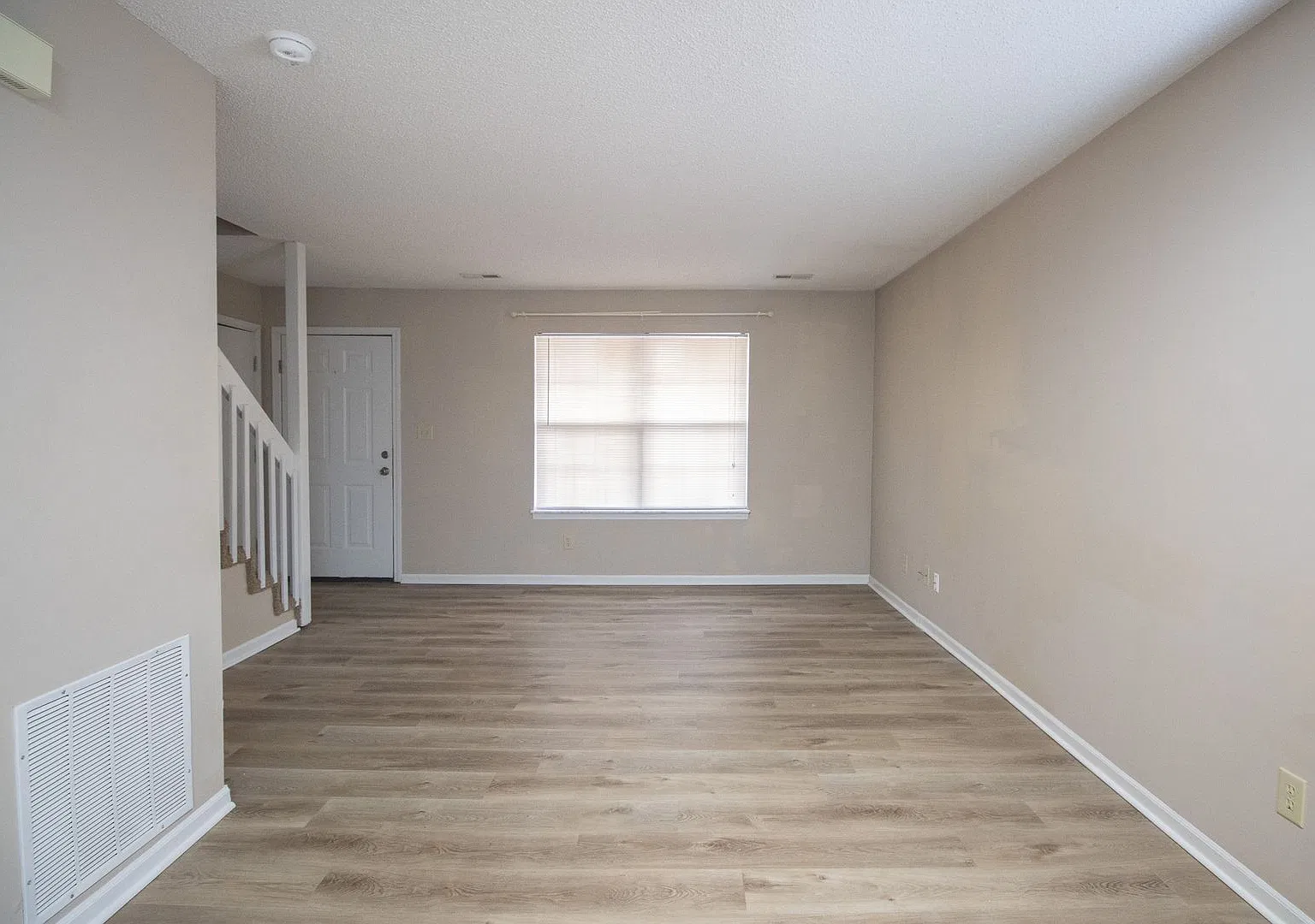 3713 - 3715 Pimlico Dr — Photo 2
