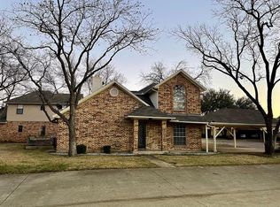 2833 Inniswood Cir, Arlington, TX 76015