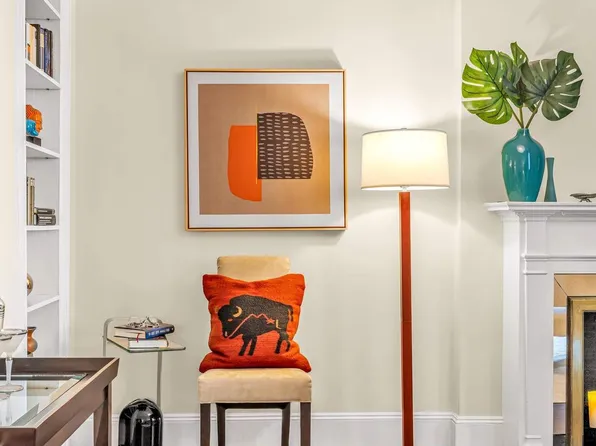 66 East 83rd Street image 2 of 10