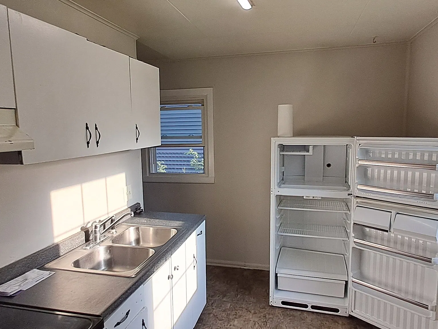3BR/1ba on Quiet Street, Detached Garage in 46806 — Photo 1