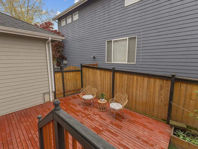 12421 NE 103rd Pl — Photo 35