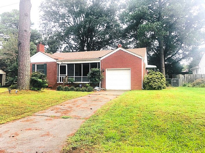 1st image of 323 Pennington Blvd
