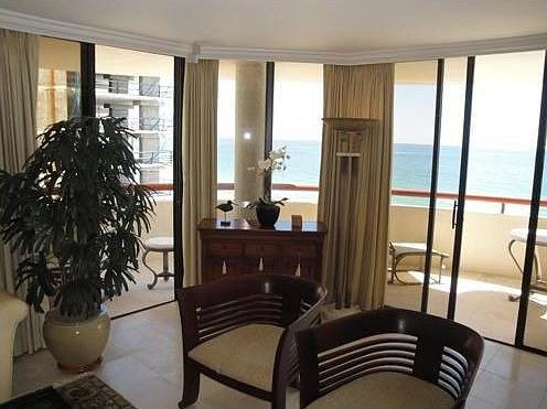 3rd image of 15645 Collins Ave APT 806
