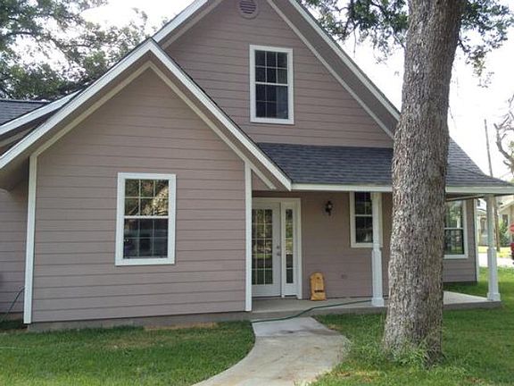 2nd image of 707 Saint Francis St