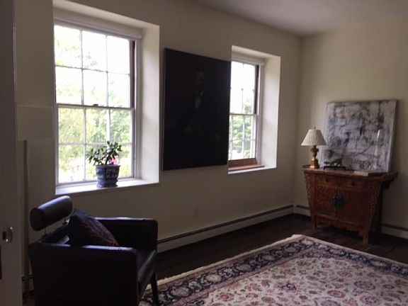 3rd image of 237 N Main St #3