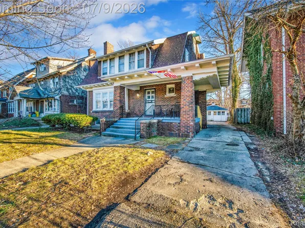 60 McLean St, Highland Park, MI 48203