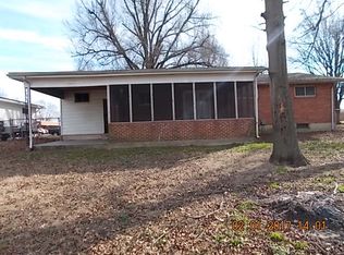 802 Courtney Ave, Sikeston, MO 63801