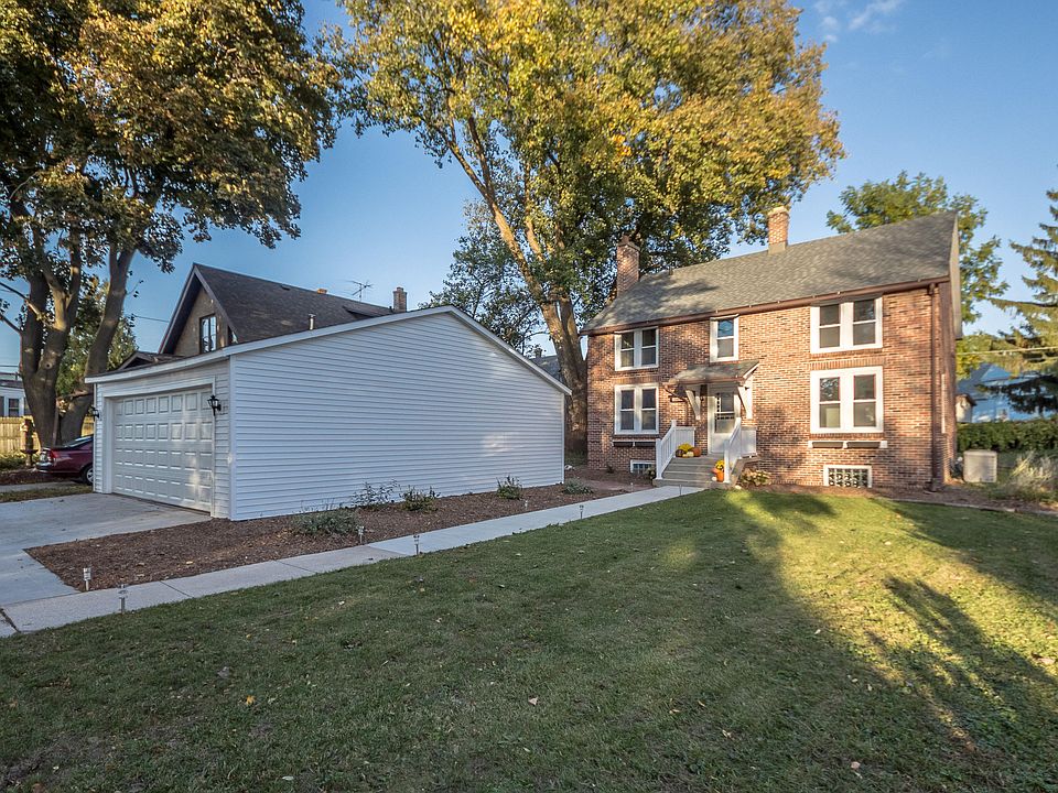 1st image of 2519 N 22nd St