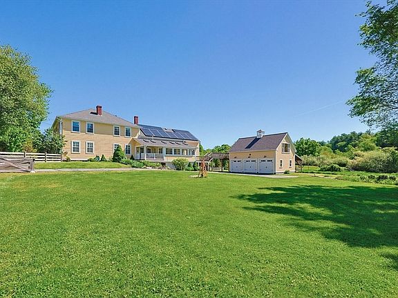 2nd image of 771 Podunk Rd