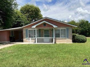 100 Chuck Cir, Warner Robins, GA 31093