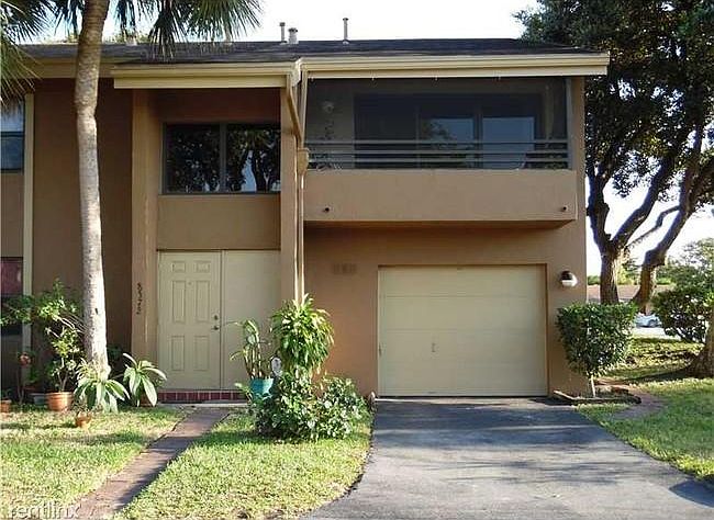 2nd image of 8372 N Missionwood Cir