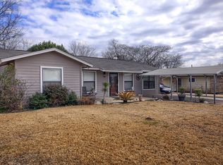 604 Mockingbird Ln, Taylor, TX 76574