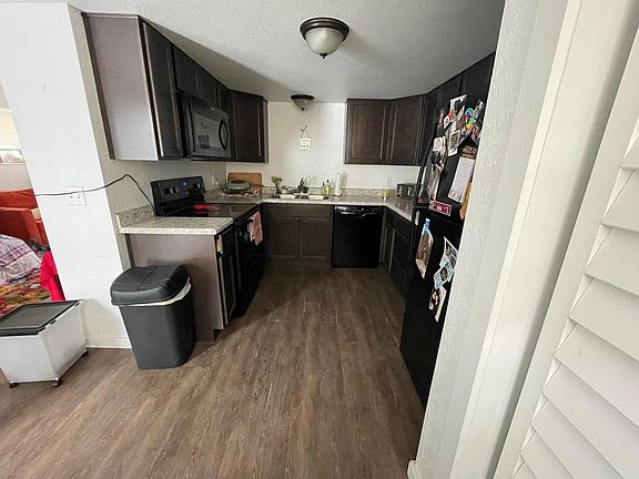 2nd image of 667 E Malibu Dr