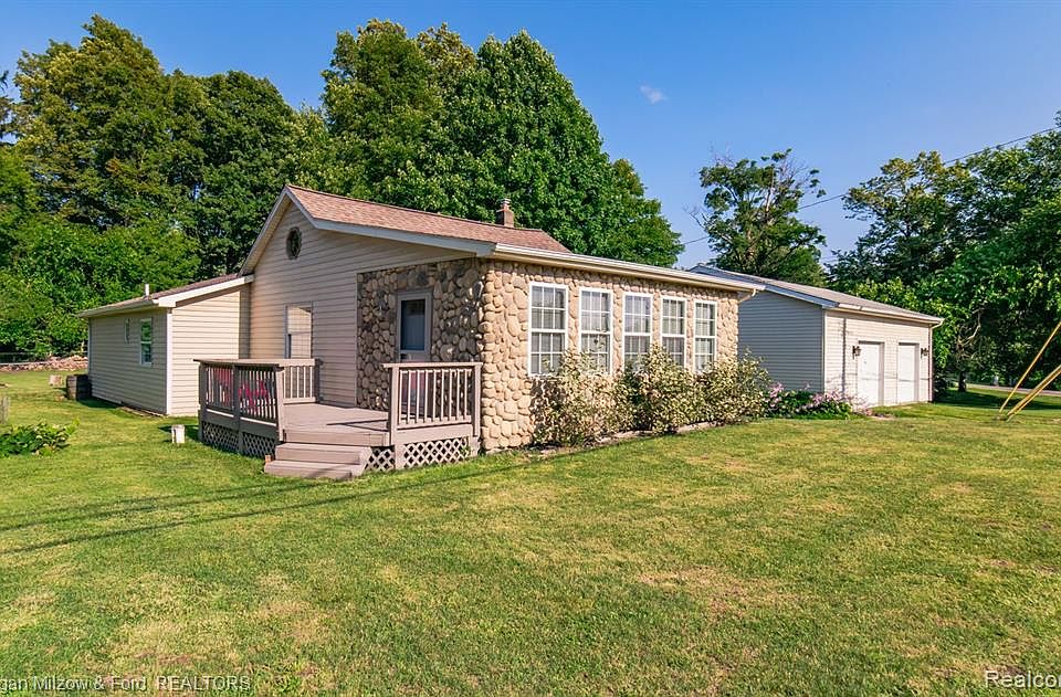 8202 Tindall Rd, Davisburg, MI 48350 Zillow