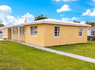 Hallandale Garden Park, Hallandale Beach, FL 33009