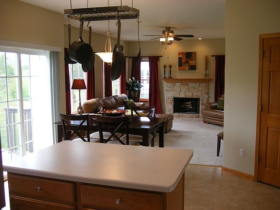 Breakfast room/Family Room
