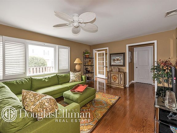 4th image of 72 Kirkwood St