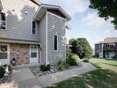 4504 Cinnamon Ridge Trl #B, Eagan, MN, 55122