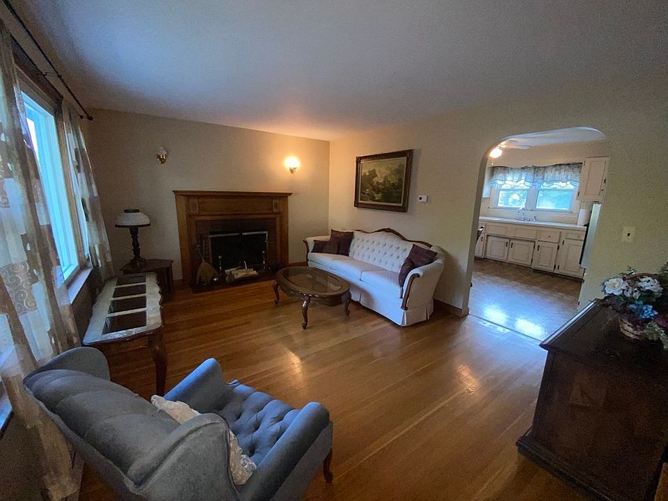 75 Liberty St, Danvers, MA 01923 Zillow