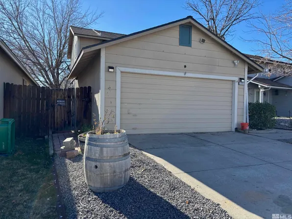 1721 Burnside Dr, Sparks, NV 89434