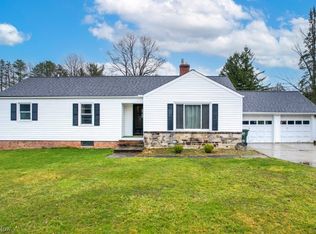 7657 McLellan Dr, Walton Hills, OH 44146