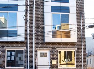 2132 E Albert St, Philadelphia, PA 19125