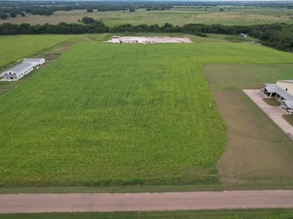 4201 Saint Leger Dr, Cleburne, TX 76033