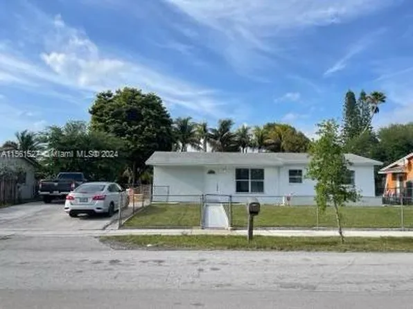 3715 NW 203rd St, Miami Gardens, FL 33055