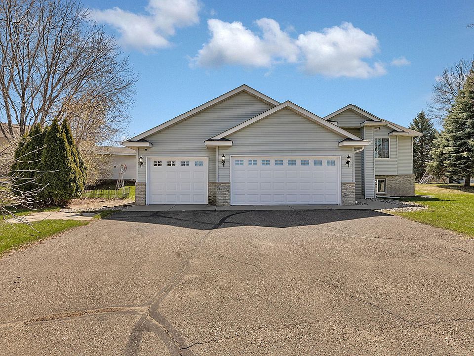 1st image of 1002 Brook Ct