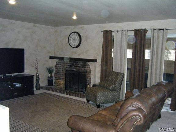 4th image of 33403 Bodie St