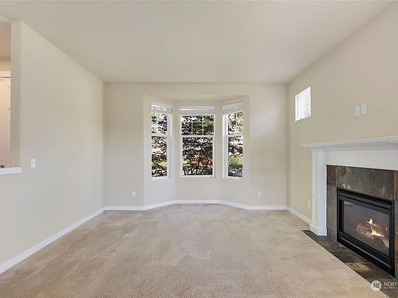 3rd image of 9307 Stevens Court NE