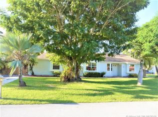 14711 SW 154th Ter, Miami, FL 33187