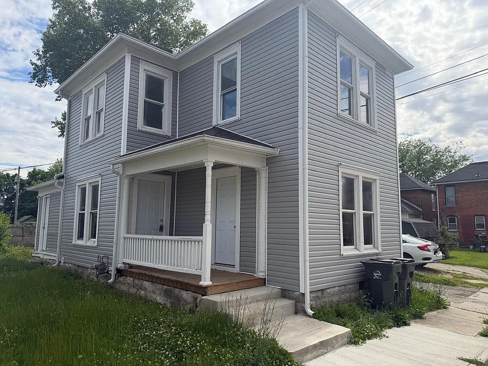 329 W Grant St